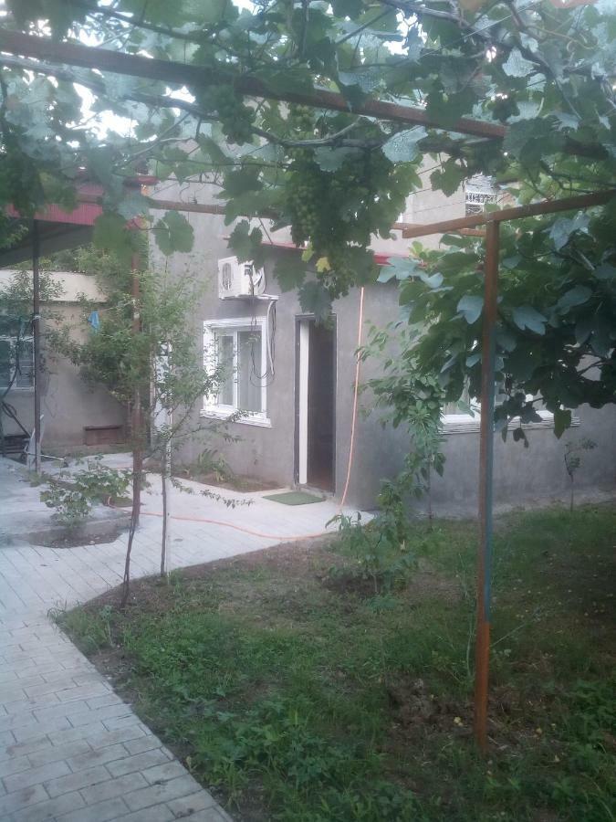 Malu Vila Kʼutʼaisi Exterior foto
