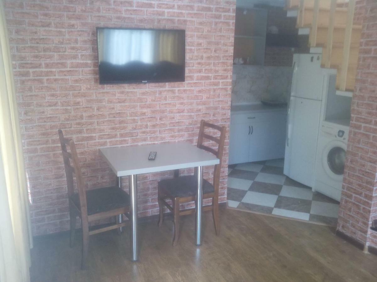 Malu Vila Kʼutʼaisi Exterior foto