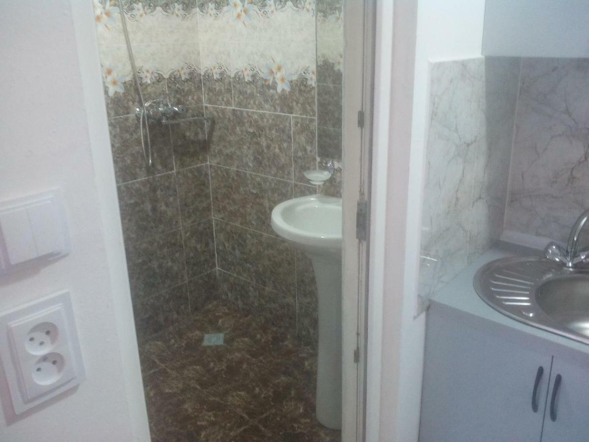 Malu Vila Kʼutʼaisi Exterior foto