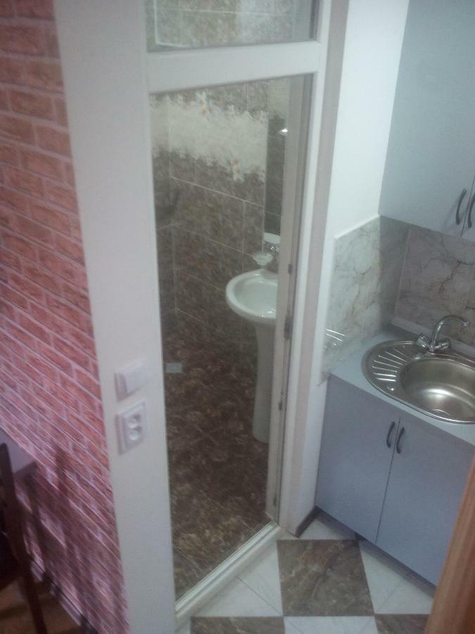 Malu Vila Kʼutʼaisi Exterior foto
